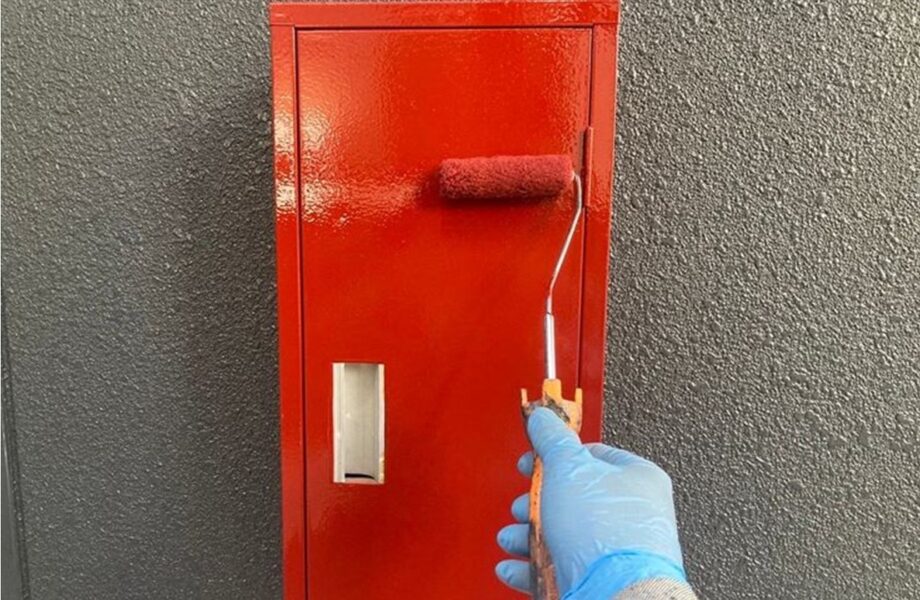 消火器BOX（上塗り塗布）