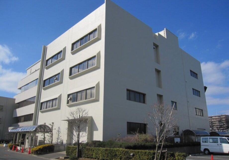 埼玉県川口市水道局管理棟 メイン